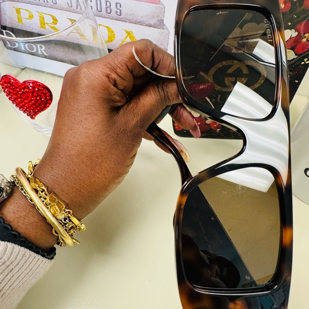 Gucci Brown Rectangular Sunglasses - image 9